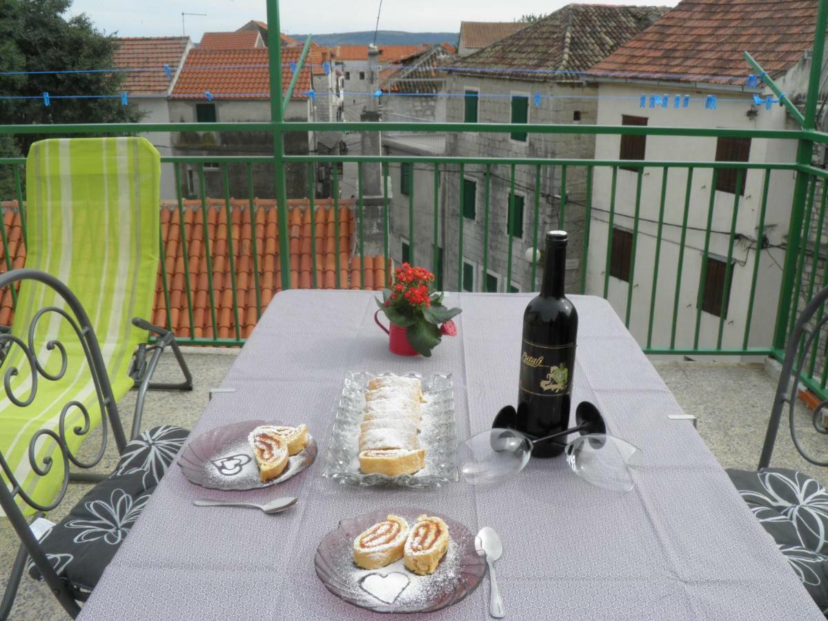 Apartment Dorothy Kaštela Exteriör bild